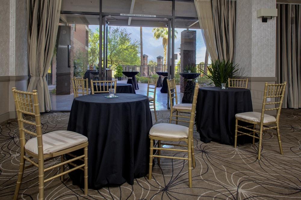 Embassy Suites By Hilton Phoenix Scottsdale Eksteriør bilde